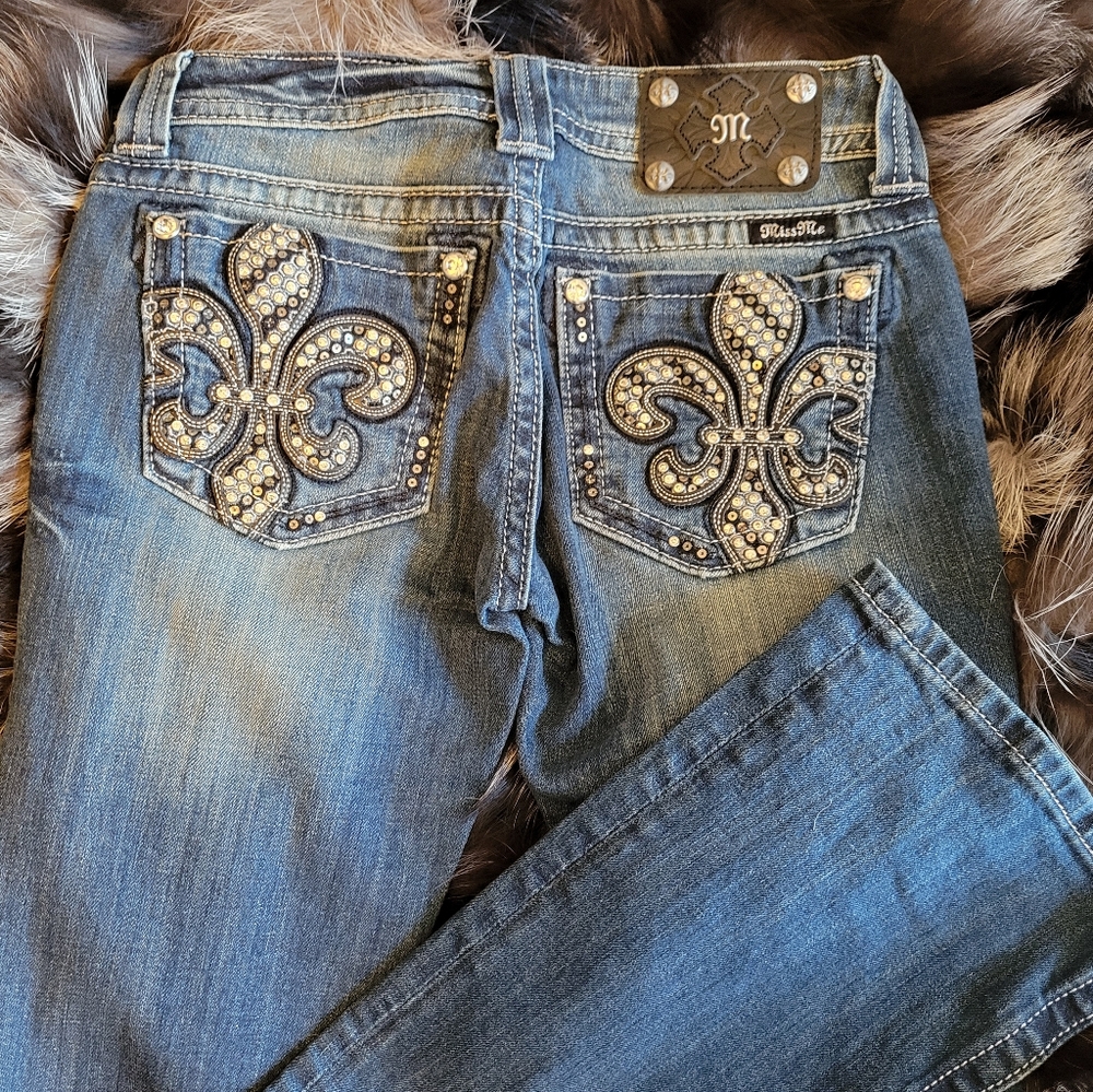 NWT Miss Me Size 26 Boot Cut Jeans
